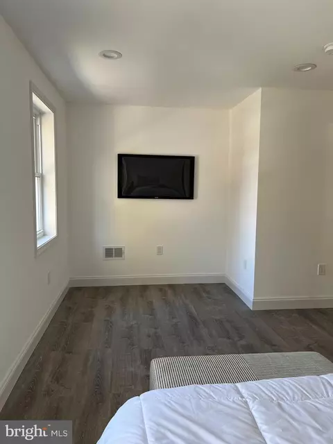 111 Denison St, Baltimore, MD 21229 photo 24