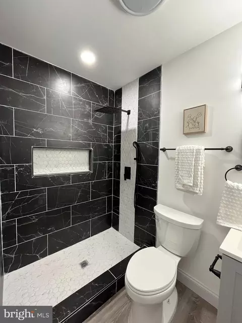 111 Denison St, Baltimore, MD 21229 photo 25