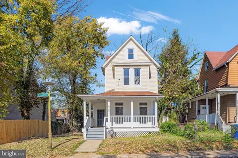 626 Wyanoke Ave, Baltimore, MD 21218