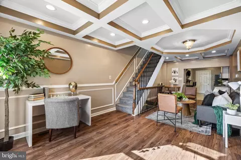 926 W Pratt, Baltimore, MD 21223