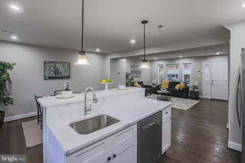 5433 Nelson Ave, Baltimore, MD 21215 photo 9
