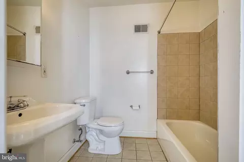 1428 S Hanover St, Baltimore, MD 21230 photo 16