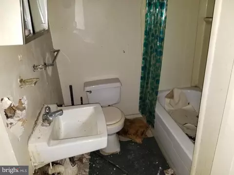 2712 Prospect St, Baltimore, MD 21216 photo 6