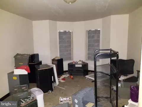 510 E 26th St, Baltimore, MD 21218 photo 9
