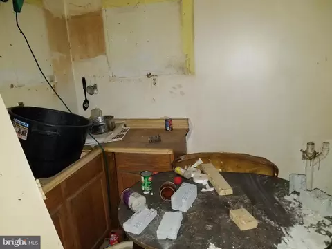 1702 Mckean Ave, Baltimore, MD 21217 photo 4