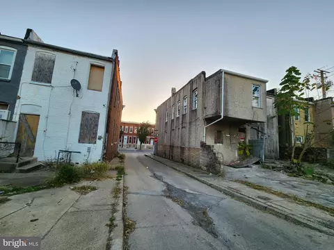 1905 Herbert St, Baltimore, MD 21217 photo 2