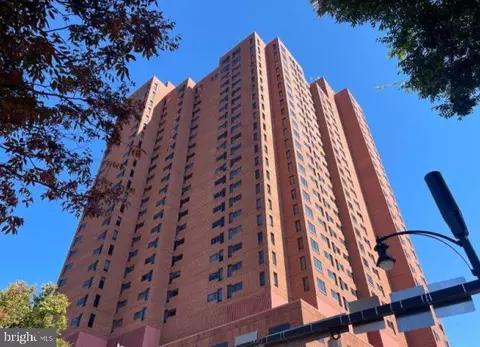 10 E Lee St #1008, Baltimore, MD 21202