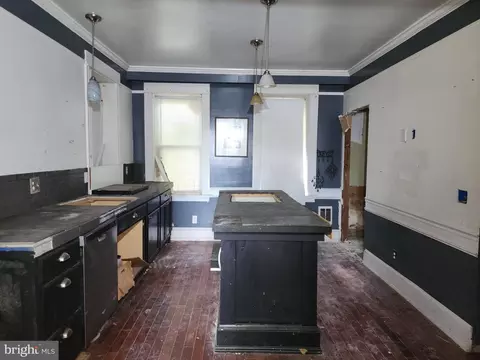 4219 Pimlico Rd, Baltimore, MD 21215 photo 4