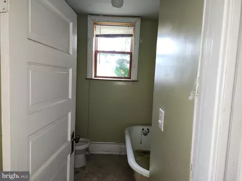 4219 Pimlico Rd, Baltimore, MD 21215 photo 11