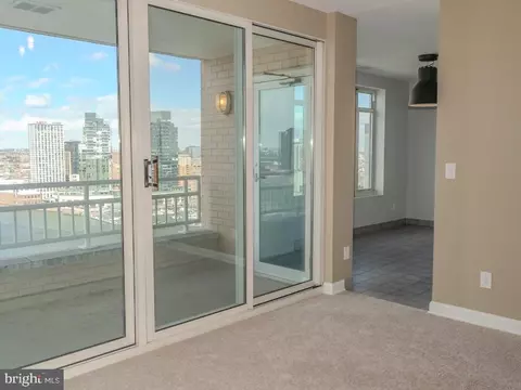 Exterior - 100 Harborview Dr #2009, Baltimore, MD 21230 photo 1 of 1