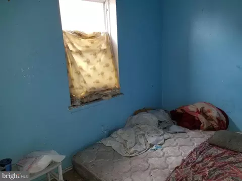 2104 E Lafayette Ave, Baltimore, MD 21213 photo 6