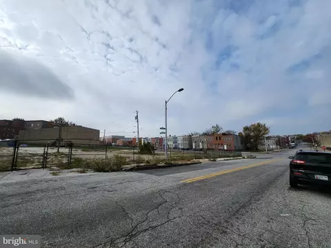 2104 E Lafayette Ave, Baltimore, MD 21213 photo 10