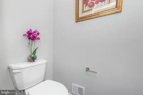 831 Harlem Ave, Baltimore, MD 21201 photo 15