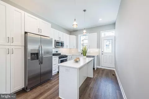 831 Harlem Ave, Baltimore, MD 21201 photo 9