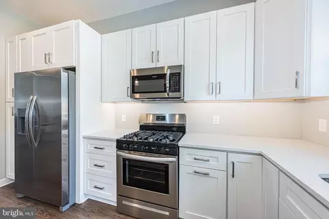 831 Harlem Ave, Baltimore, MD 21201 photo 12