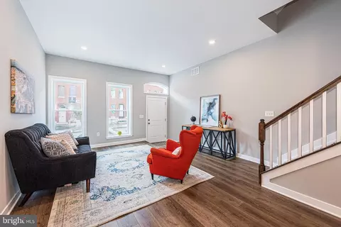 831 Harlem Ave, Baltimore, MD 21201 photo 4
