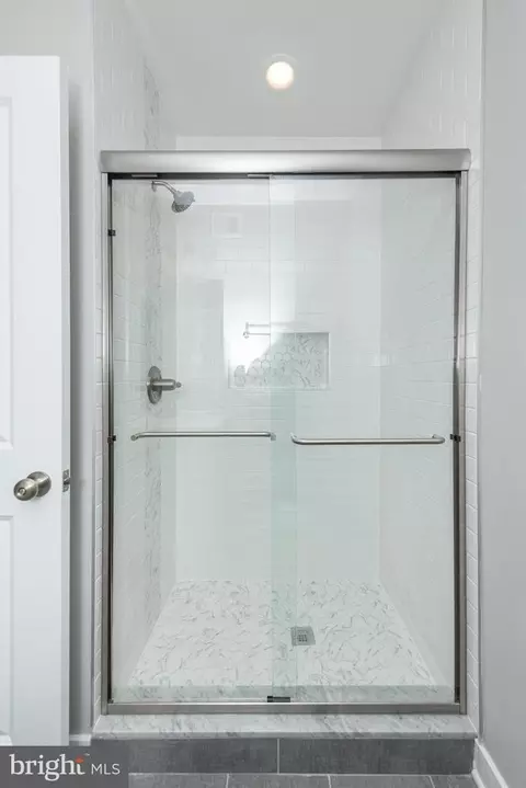 831 Harlem Ave, Baltimore, MD 21201 photo 22