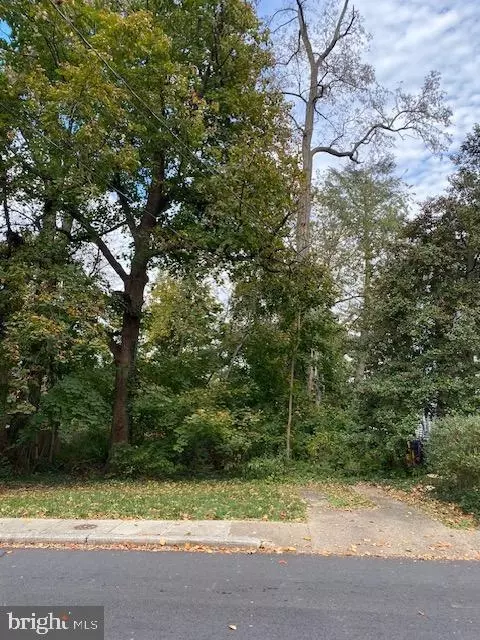 802 Evesham Ave, Baltimore, MD 21212