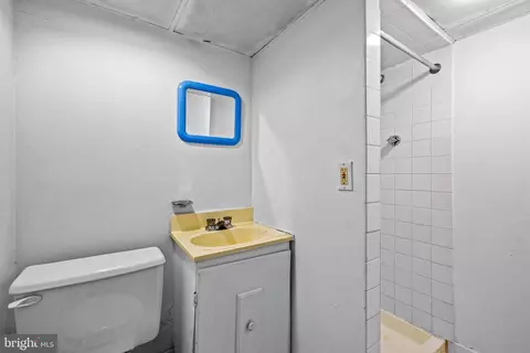 327 Broxton Rd, Baltimore, MD 21212 photo 41