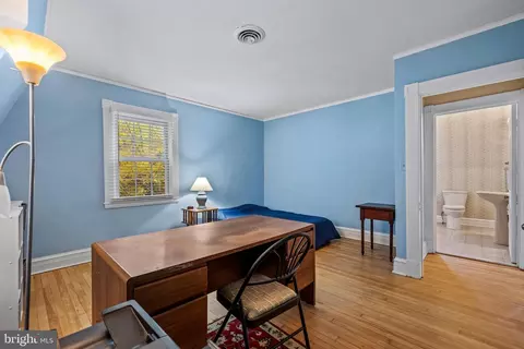 327 Broxton Rd, Baltimore, MD 21212 photo 29