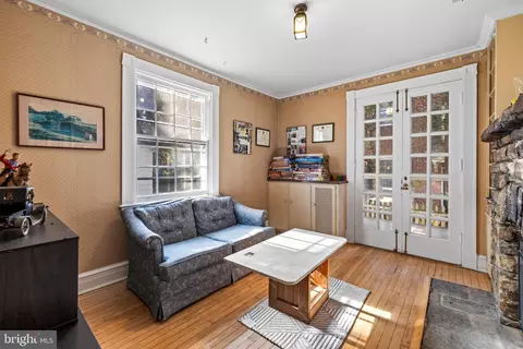 327 Broxton Rd, Baltimore, MD 21212 photo 18