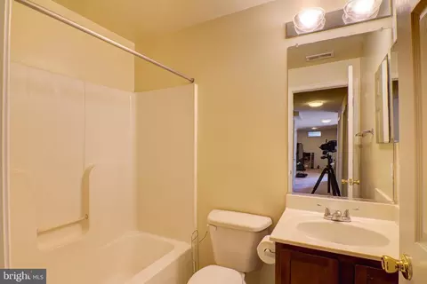 5505 Sinclair Greens Dr, Baltimore, MD 21206 photo 22
