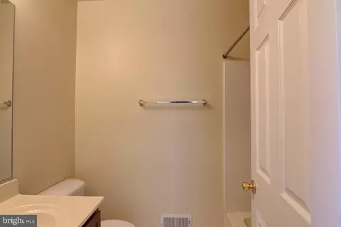 5505 Sinclair Greens Dr, Baltimore, MD 21206 photo 15