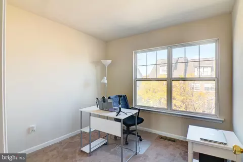 5505 Sinclair Greens Dr, Baltimore, MD 21206 photo 16