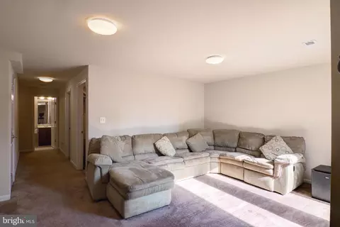 5505 Sinclair Greens Dr, Baltimore, MD 21206 photo 20