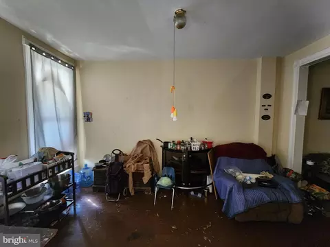 2046 Robb St, Baltimore, MD 21218 photo 11