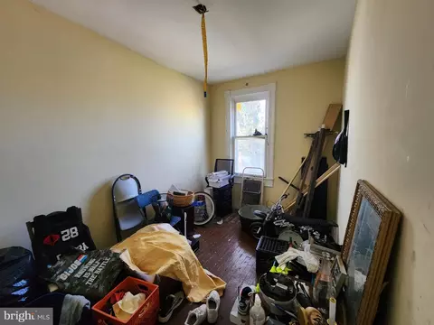 2046 Robb St, Baltimore, MD 21218 photo 10
