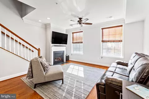 22 E Fort Ave, Baltimore, MD 21230 photo 3