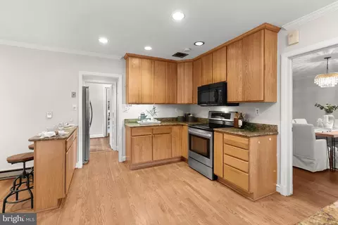 820 Bellemore Rd, Baltimore, MD 21210 photo 9