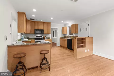 820 Bellemore Rd, Baltimore, MD 21210 photo 6