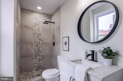 2718 E Madison St, Baltimore, MD 21205 photo 20