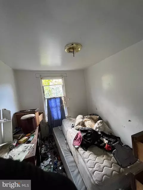 2002 Division St, Baltimore, MD 21217 photo 2