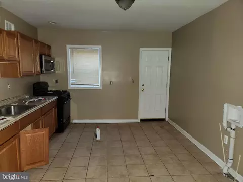 1403 Mchenry St, Baltimore, MD 21223 photo 7