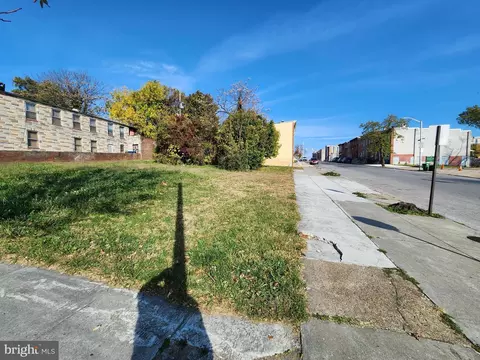 1520 E Chase St, Baltimore, MD 21213 photo 3