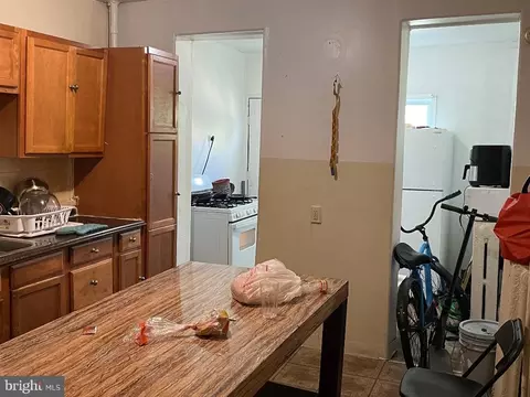 2032 Cecil Ave, Baltimore, MD 21218 photo 3