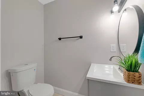 3411 Cedardale Rd, Baltimore, MD 21215 photo 22