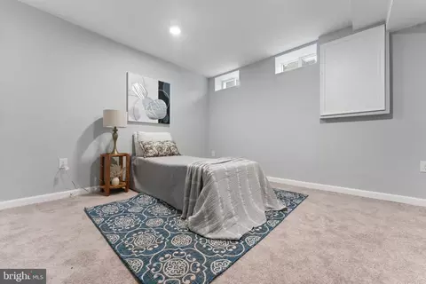 Bedroom - 1534 N Wolfe St, Baltimore, MD 21213 photo 1 of 6