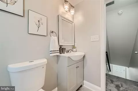 2704 Spaulding Ave, Baltimore, MD 21215 photo 14