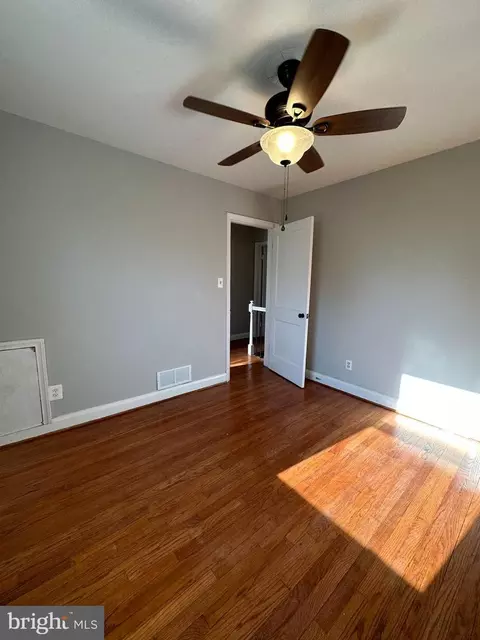 767 Yale Ave, Baltimore, MD 21229 photo 13
