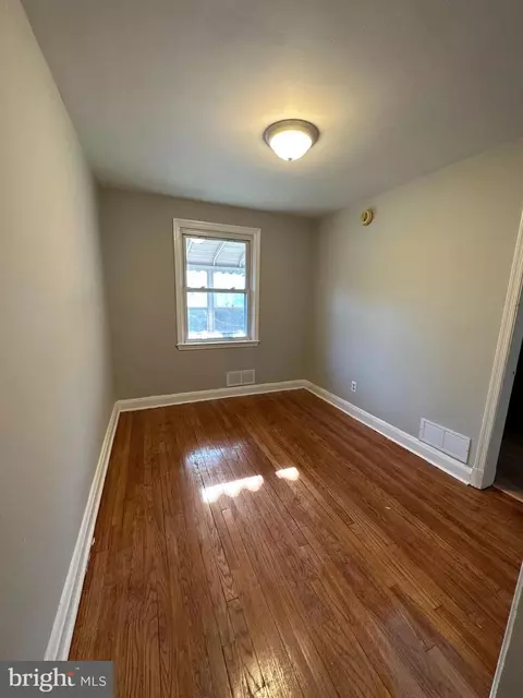 767 Yale Ave, Baltimore, MD 21229 photo 5