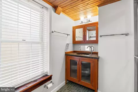 123 E West St, Baltimore, MD 21230 photo 21
