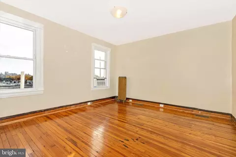 313 E 25th St E, Baltimore, MD 21218 photo 31