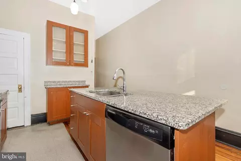 313 E 25th St E, Baltimore, MD 21218 photo 19