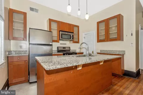 313 E 25th St E, Baltimore, MD 21218 photo 17