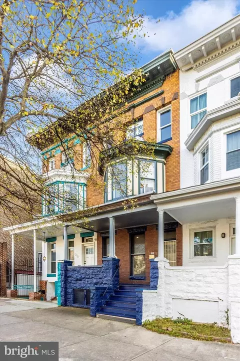 313 E 25th St E, Baltimore, MD 21218 photo 4