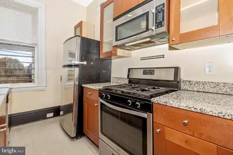 313 E 25th St E, Baltimore, MD 21218 photo 18